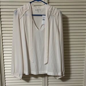 LOFT Women's Elegant White Blouse